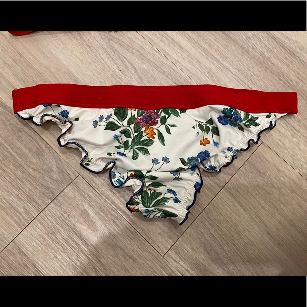 Floral H&M bikini bottom